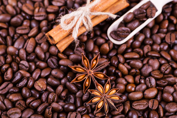 black coffee on a wooden background - Foto, afbeelding