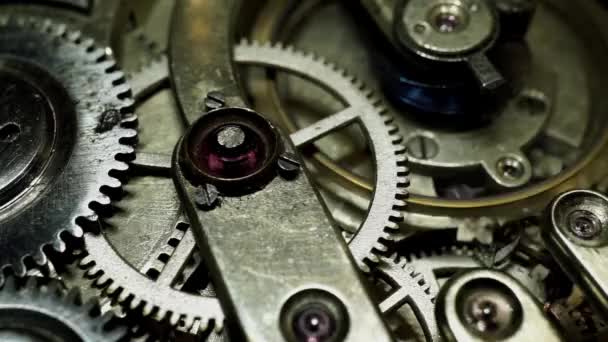 Vecchio meccanismo orologio vintage di lavoro macro (video loop) HDR filtrato
 - Filmati, video
