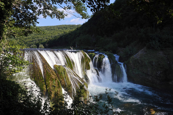 ウナ、ボスニア ・ ヘルツェゴビナ、ヨーロッパの川の滝 Strbacki 北 - 写真・画像