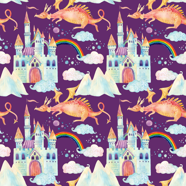 Aquarel sprookje naadloze patroon met schattige dragon, magische kasteel, bergen en fairy wolken - Foto, afbeelding