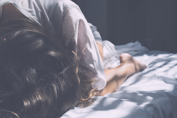 Woman in morning bed - Foto, immagini