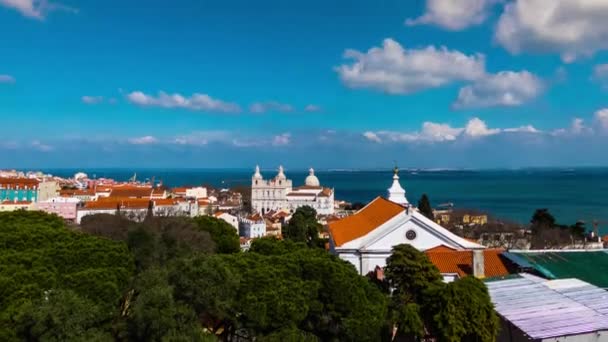 Kostel nebo klášter Sao Vicente de Fora v Lisabonu - Záběry, video