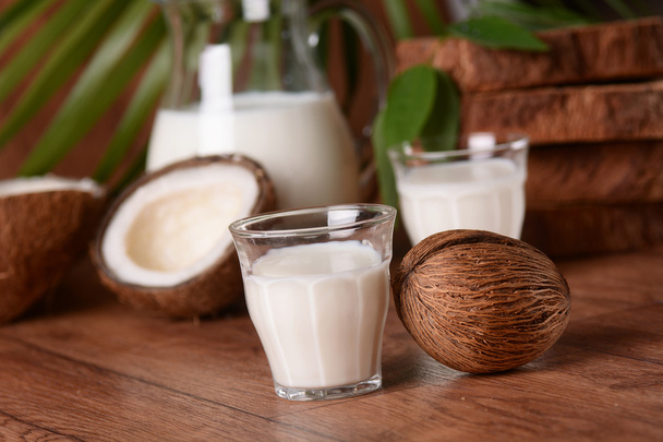 coconut milk in the glass - Foto, immagini