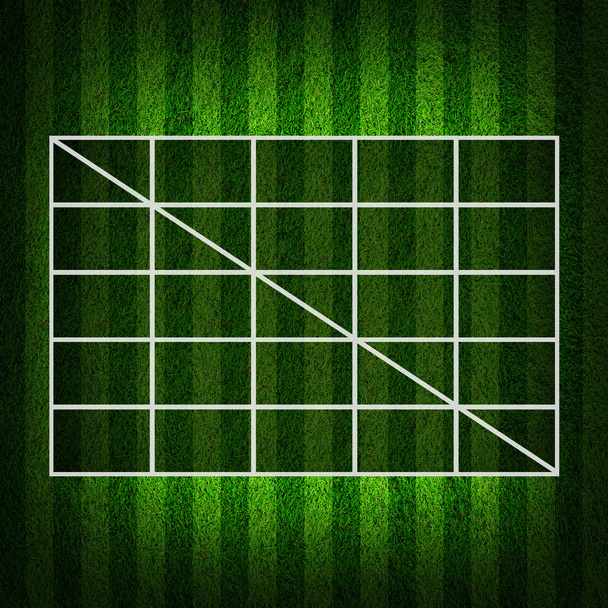 Bola de futebol em branco (Futebol) 4x4 Pontuação de mesa no campo de grama
 - Foto, Imagem