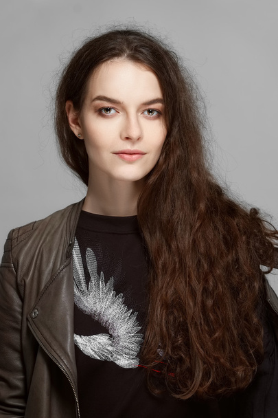 portrait of pretty girl with perfect clean skin and natural make - Фото, зображення