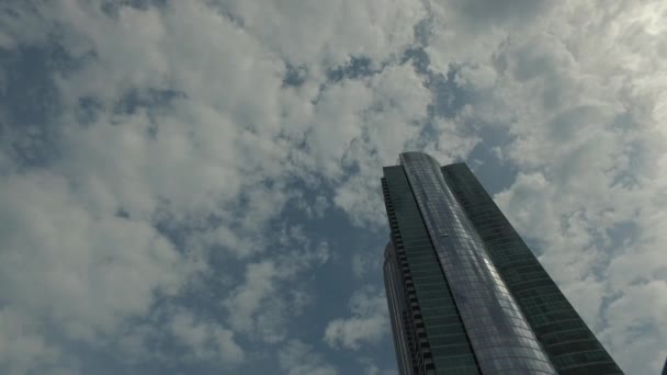 wunderschöne Plätze in Chicago, hohe Gebäude und Geschäftszentren in der Innenstadt - Filmmaterial, Video
