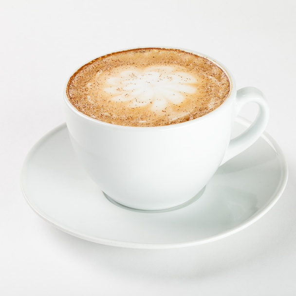 Delicious cappuccino in a white cup - Fotografie, Obrázek