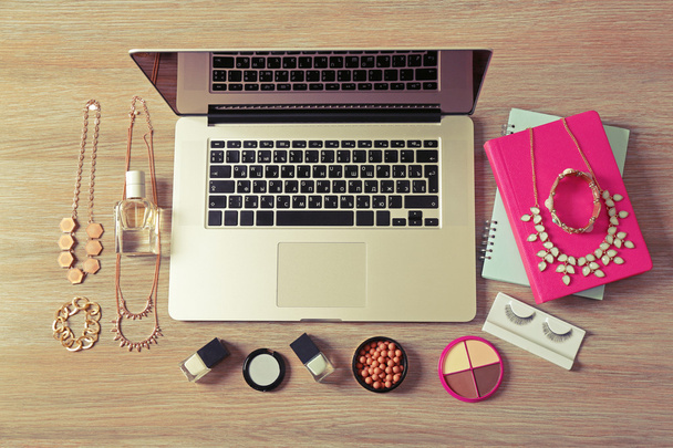 Laptop and female accessories - Φωτογραφία, εικόνα