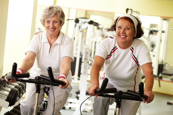 fitness dla seniorów - Zdjęcie, obraz