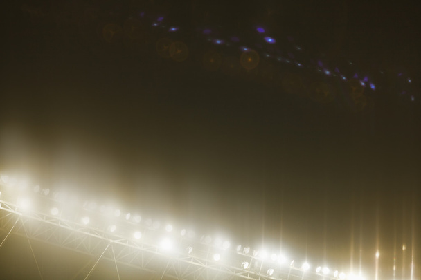 Vista das luzes do estádio à noite
 - Foto, Imagem