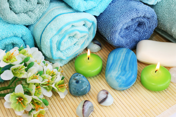 Towels, candles and stones - Fotografie, Obrázek