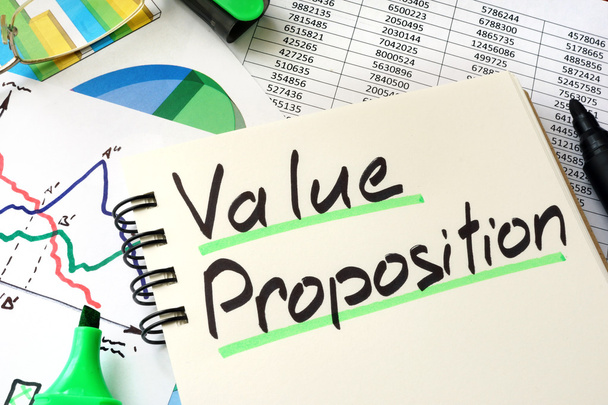 Value Proposition written on a notepad sheet. - Foto, Imagen