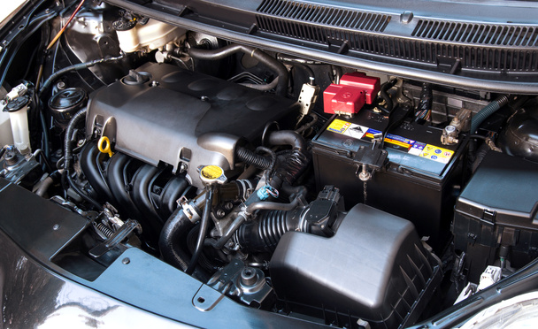 тюнинг двигателя автомобиля
 - Фото, изображение
