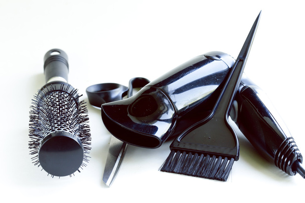 Nástroje pro kadeřnictví (fén na vlasy, nůžky, hřebeny)  - Fotografie, Obrázek