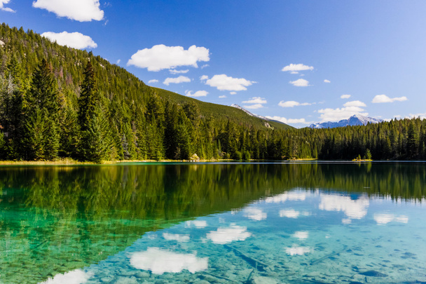 fünfter See, Tal der 5 Seen, Jaspis-Nationalpark, Alberta - Foto, Bild