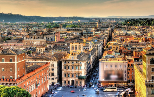 Piazza Venezia a Roma
 - Foto, immagini
