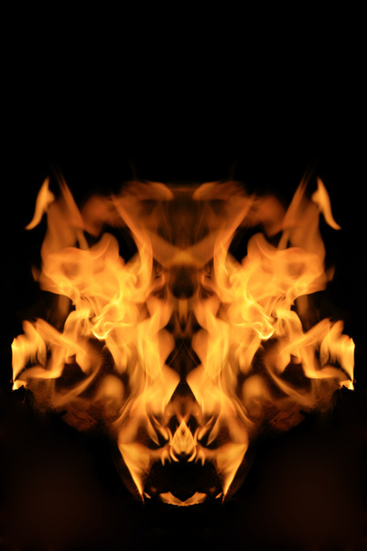 Brandend vuur - Foto, afbeelding