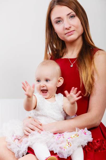 Beauty mother with toddler - Foto, Bild
