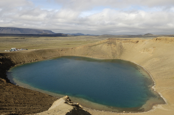 крапля озера Ісландії
. - Фото, зображення