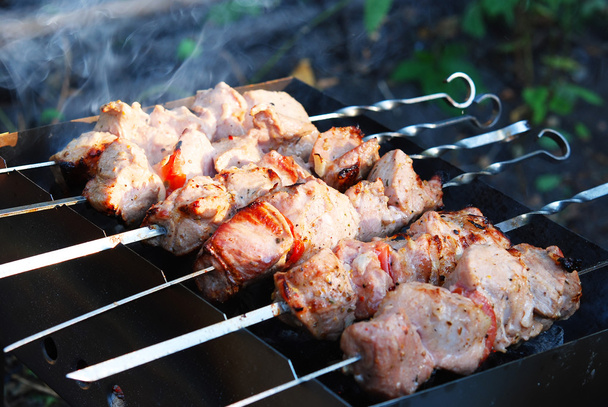 Сочный кусок мяса приготовиться к пожару
 - Фото, изображение