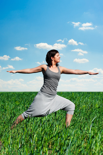 treinamento de ioga
 - Foto, Imagem