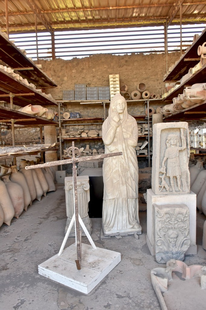 руїни Помпеї
 - Фото, зображення