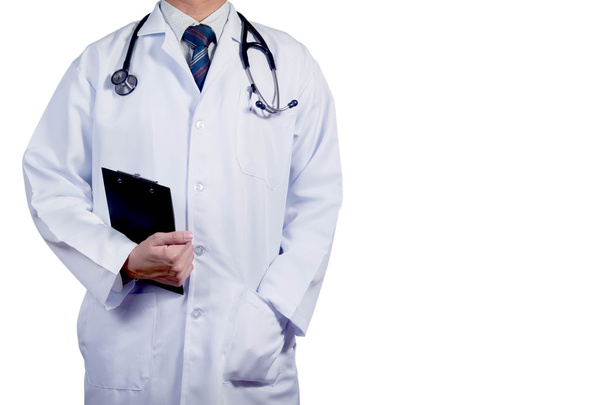 Dokter houden zwarte grafiek met stethoscoop, medische concept - Foto, afbeelding