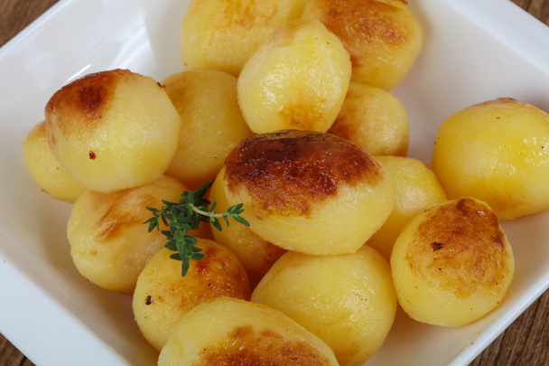 goldene Ofenkartoffeln - Foto, Bild