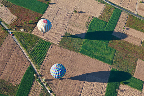 Luftaufnahme von Heißluftballons - Foto, Bild