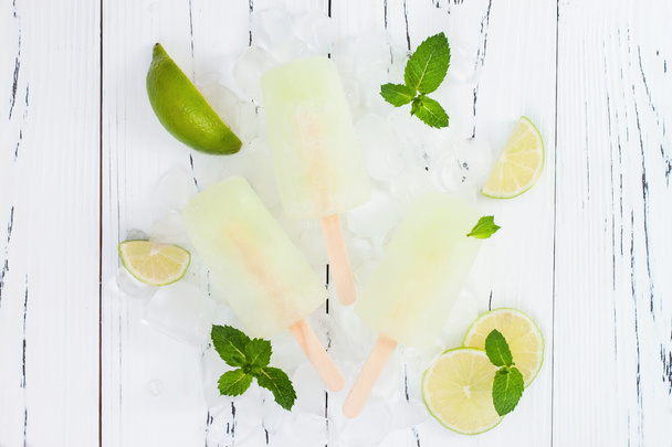 Refreshing mojito ice pops - paletas - popsicles. Top view, overhead. Cinco de Mayo recipe - Valokuva, kuva