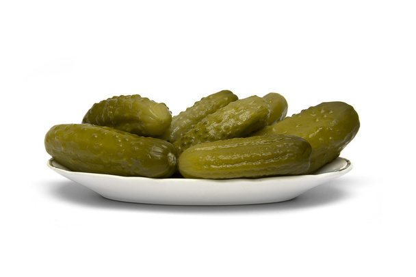 augurk pickles op witte achtergrond - Foto, afbeelding