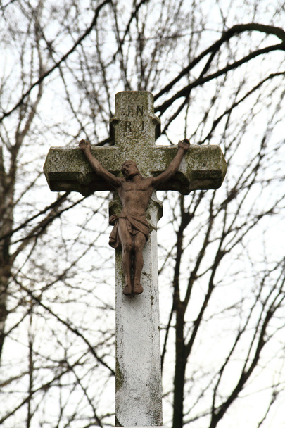 Jesus und Kruzifix - Foto, Bild