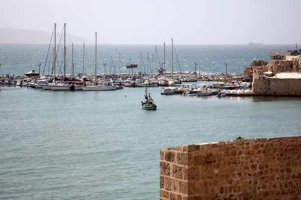 Город Акри на берегу моря
             - Фото, изображение