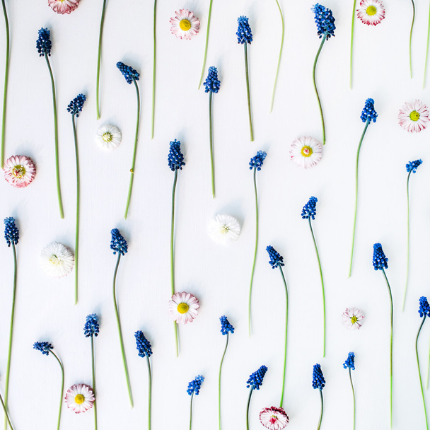 çiçek desenli duvar kağıdı - Fotoğraf, Görsel