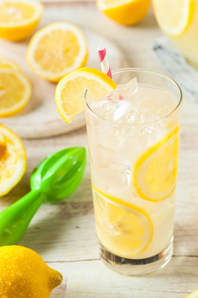 Organic Homemade Fresh Squeeze Lemonade - Valokuva, kuva