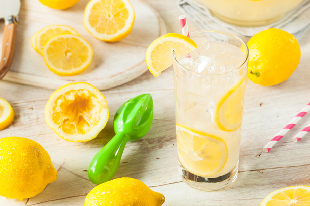 Organic Homemade Fresh Squeeze Lemonade - Foto, Bild