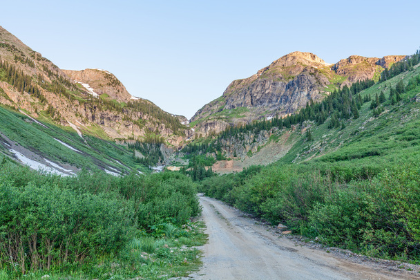 Estrada para o Colorado Wilderness
 - Foto, Imagem