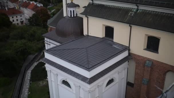 Kostel svatého Anne v centru Varšavy, Polsko - Záběry, video