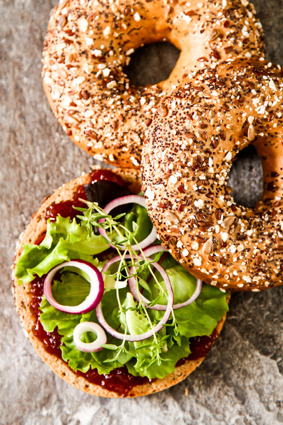 vegan bagel made at home with lettuce and sauce - Foto, immagini