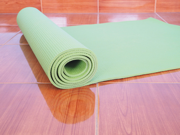Tapis de yoga vert
 - Photo, image