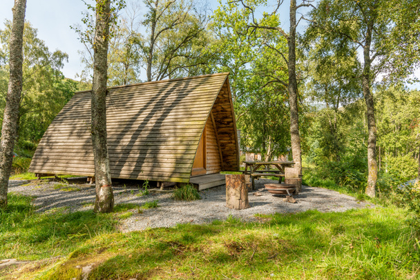 Fából készült wigwam tábor - Fotó, kép