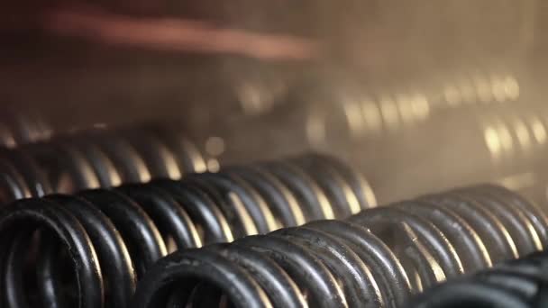 hareketli çelik yaylar odak - Video, Çekim