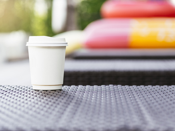 Carta della tazza di caffè offuscata Stile di vita all'aperto tempo libero Backgound
 - Foto, immagini