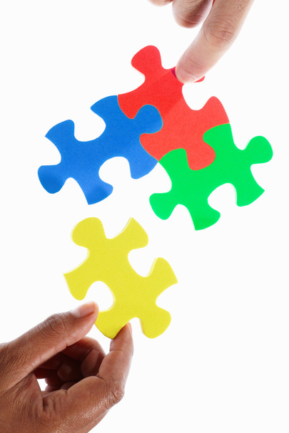Buntes Puzzle lösen - Foto, Bild