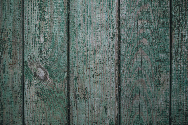 Destrucción y erosión. Pintura vieja sobre tabla de madera vieja
 - Foto, Imagen