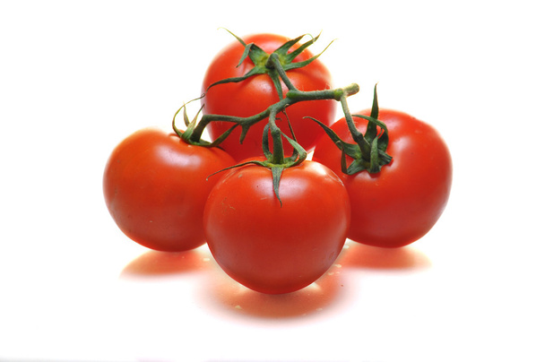 Neljä tomaattia
 - Valokuva, kuva
