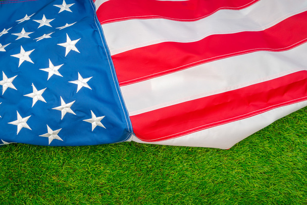 American flag on grass - Foto, afbeelding