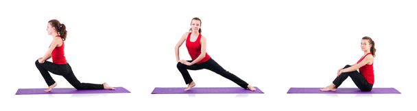 Joven hembra haciendo ejercicios en blanco - Foto, imagen