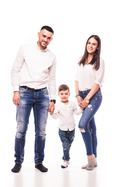 Familia feliz: madre, padre e hijo
  - Foto, Imagen