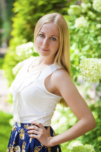 Portrait of young blonde woman - Foto, Imagem